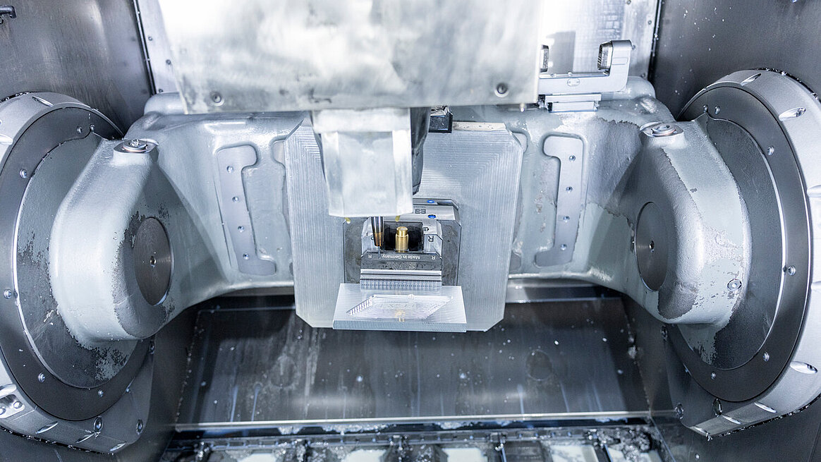 The C 32 U 5-axis machining centre from HERMLE is characterised by maximum precision and reproducibility.